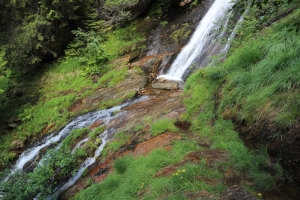 Attraversamento del fiume a quota 1433 metri